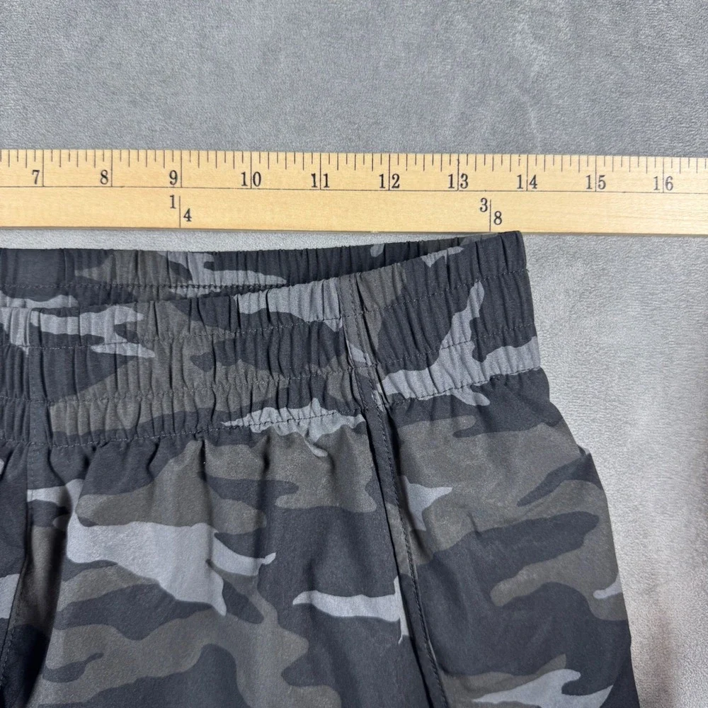 Athleta Mesh Racer Run Short 4